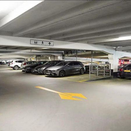 Deluxe City Centre Apt Balcony View& Free Parking! Appartement Leeds  Buitenkant foto