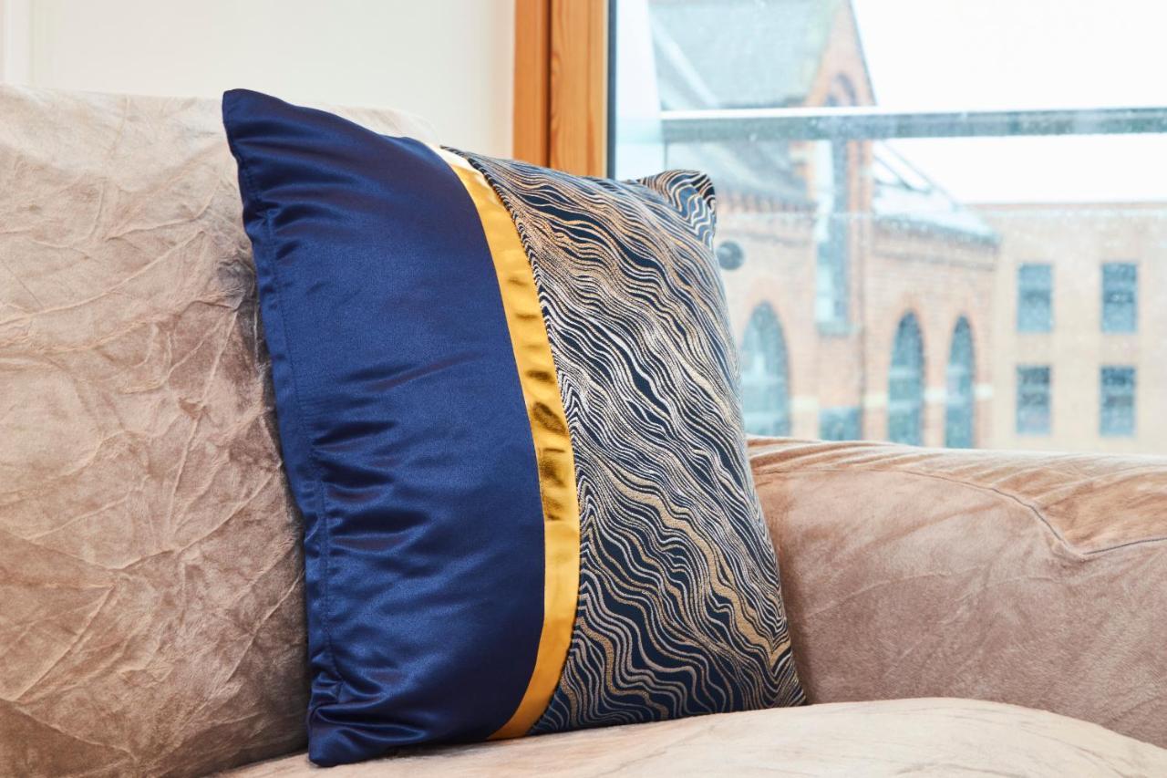 Deluxe City Centre Apt Balcony View& Free Parking! Appartement Leeds  Buitenkant foto