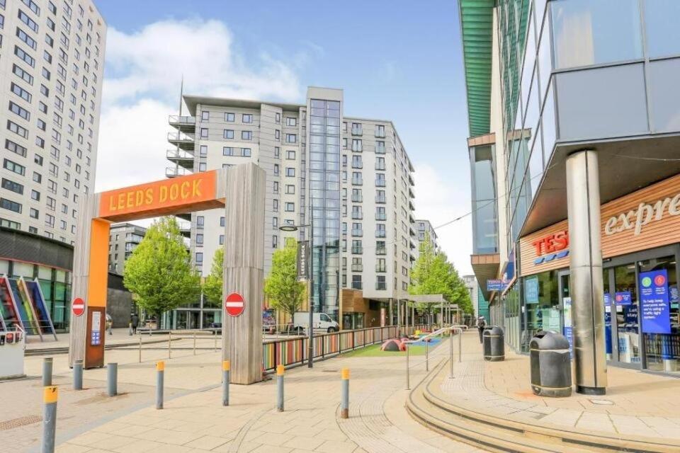 Deluxe City Centre Apt Balcony View& Free Parking! Appartement Leeds  Buitenkant foto